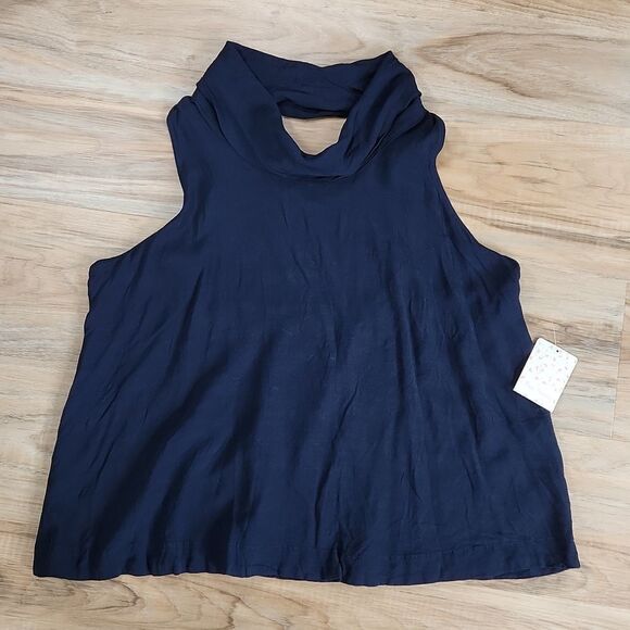 🔹️NWT Free People Blue Rayon Cowl Neck Open Back Sleeveless Top Large - Picture 4 of 11
